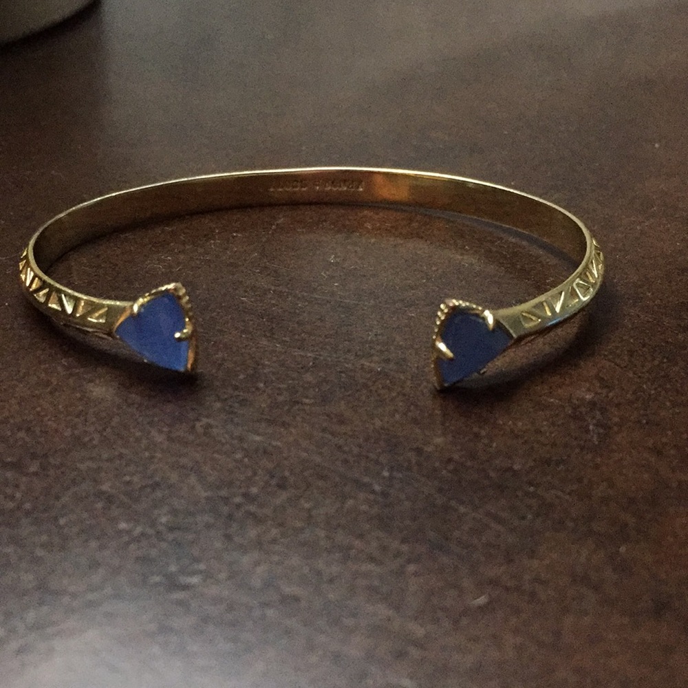 Kendra Scott triangle bracelet